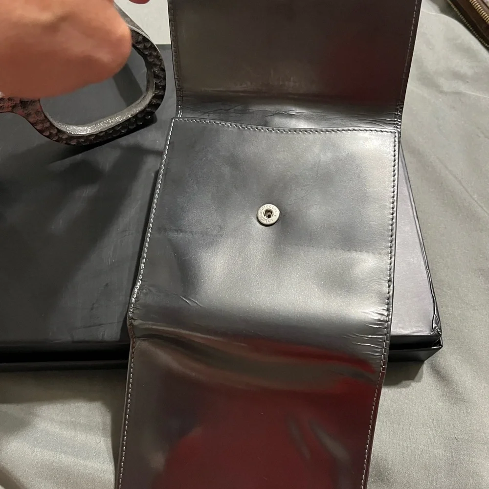 Salvatore Ferragamo Wallet Purse Ganchini. Gun metal color. - Picture 7 of 9